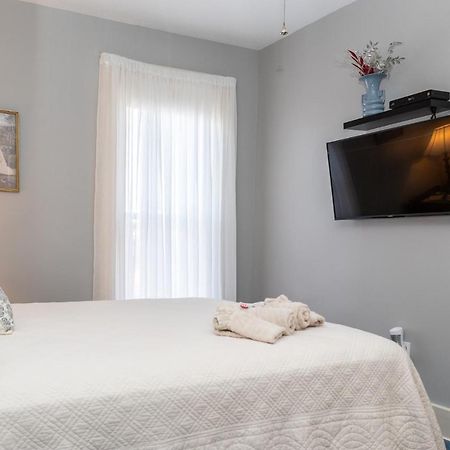 Victoria Inn Erie Bagian luar foto