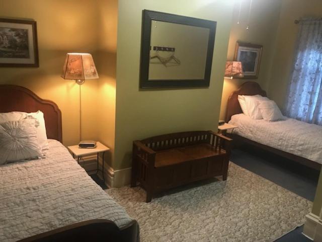 Victoria Inn Erie Bagian luar foto