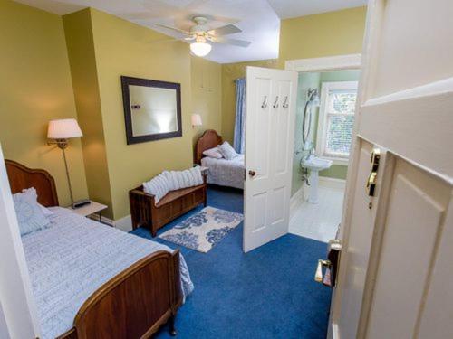Victoria Inn Erie Bagian luar foto